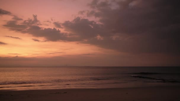 Costa Rica Beach Sunset Dramatic Orange Clouds Pacific Ocean Coast — Stock video