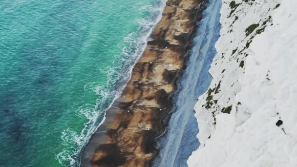 Coastline Aerial Drone Ocean Waves Breaking Sandy Beach White Chalk — Vídeos de Stock