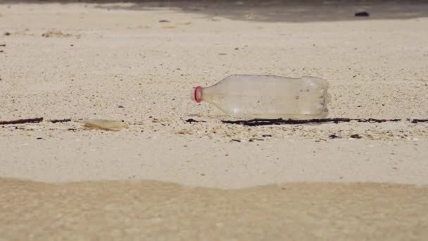 Beach Rubbish Environmental Damage Issue Human Impact Single Use Plastic — Stock video