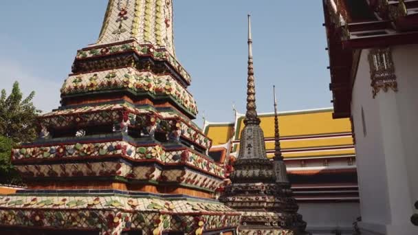 Beautiful Buddhist Temple Thailand Bangkok Temple Reclining Buddha Famous Building — Vídeos de Stock