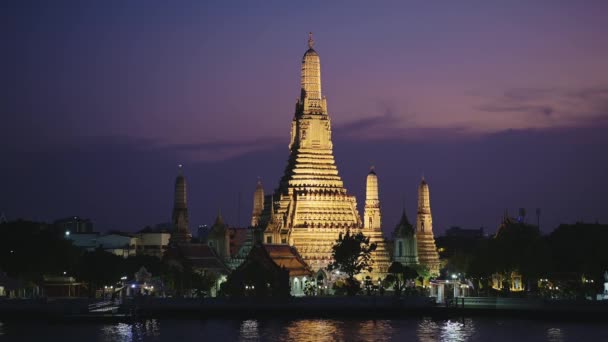 Bangkok City Skyline Night Thailand Wat Arun Buddhist Temple River — Stok video