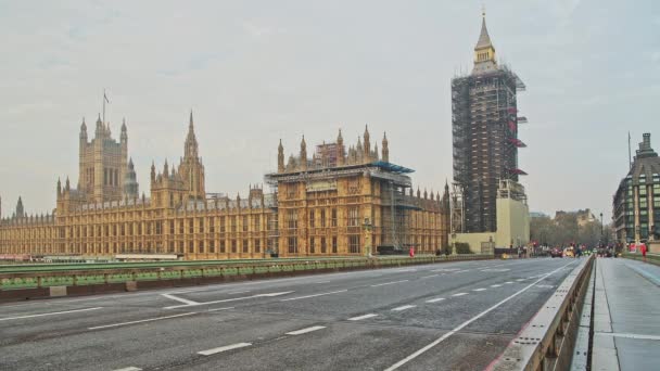 Empty Quiet Roads London Coronavirus Covid Lockdown Westminster Bridge Houses — Stockvideo