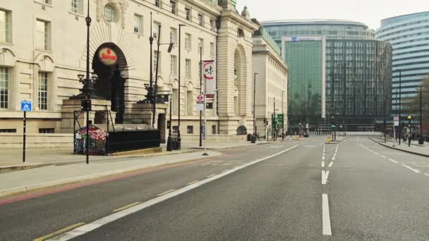 Coronavirus Covid Lockdown London Empty Streets Quiet Deserted Roads Streets — 图库视频影像