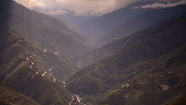 Landscape View Death Road Bolivia Surrounded Mountain Forests Dusk — Vídeo de stock