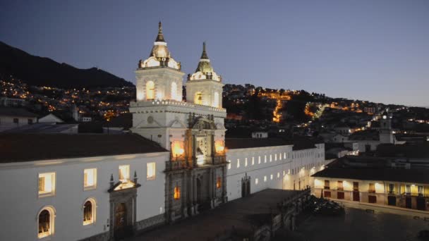 Cityscape Mountain View San Francisco Church Quito Ecuador Twilight — Stockvideo