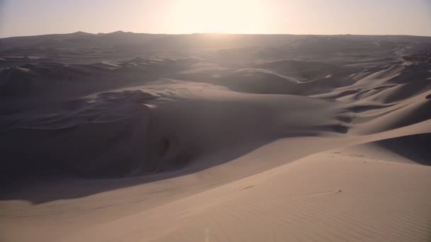 Beautiful Sand Dunes Huacachina Village Peru Sunset Wide Shot — Vídeos de Stock
