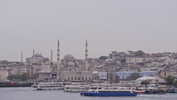 New Mosque Hagia Sophia Seen Golden Horn Istanbul Turkey Dusk — ストック動画