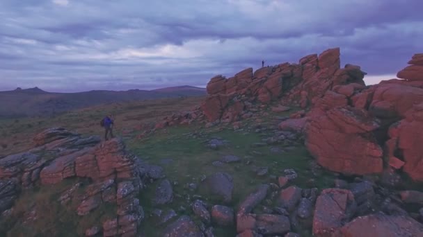 Photographers Dartmoor National Park Sunrise Devon England Aerial Drone View — стокове відео