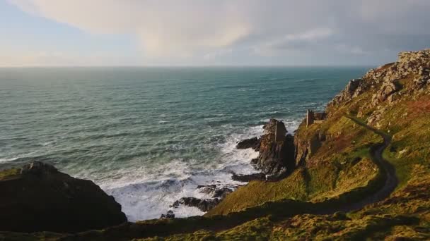 Botallack Tin Mines Seashore Cliffs Cornwall England Ocean Landscape Sunny — Vídeo de Stock