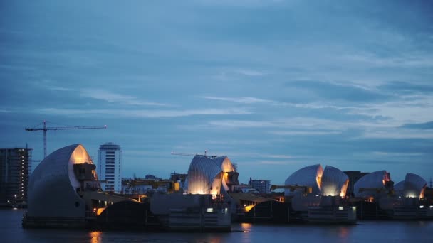 Night View Thames Barrier Industrial Crane Background London England Wide — Video Stock