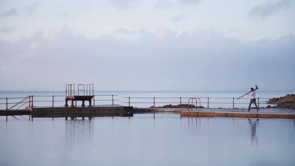 Large Swimming Pool Small Diving Platform Steel Fences Cloudy Weather — Αρχείο Βίντεο