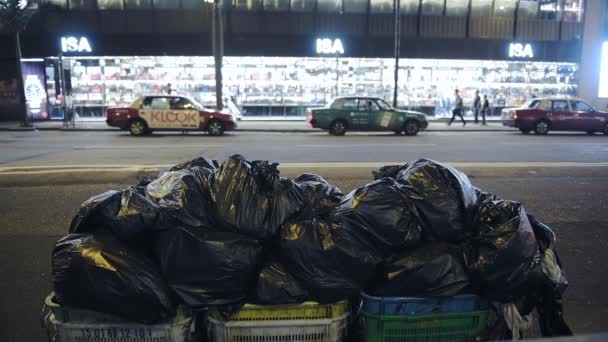 Garbage Cleanly Bagged Dumped Roadside Pickup Hong Kong Wide Shot — 图库视频影像