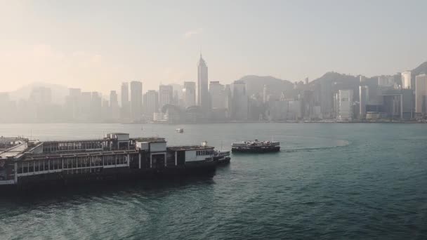 Boat Arriving Leaving Port Area Transport Passengers Hong Kong Wide — Vídeos de Stock