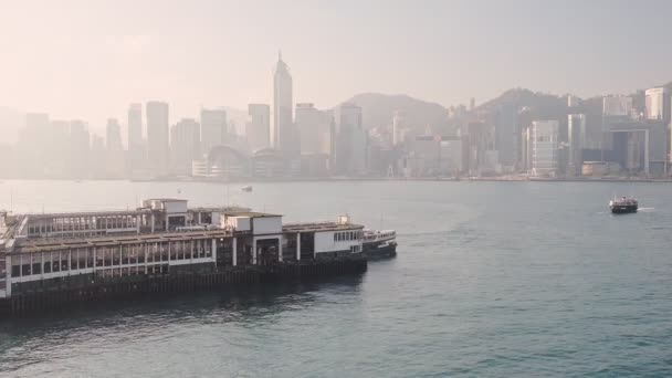 Star Ferry Victoria Harbour China Sea Overlooking Skyscrapers Central Hongkong — Vídeo de Stock
