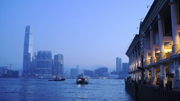 Star Ferry Sailing Waters China Sea Overlooking Skyline Central Downtown — Vídeo de stock