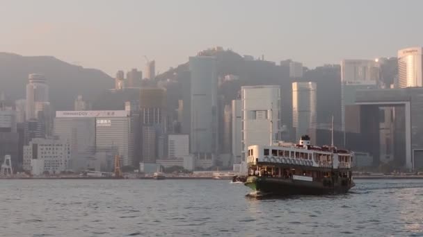 Star Ferry Sailing Sea China Overlooking Skyline Hongkong Wide Shot — стокове відео