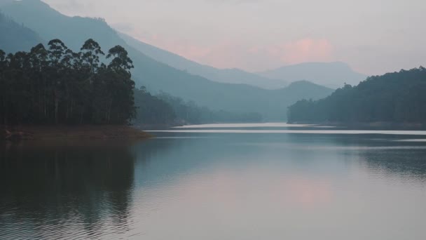 Peaceful Panoramic Landscape View Lake Mountains Munnar India Dusk — Stockvideo