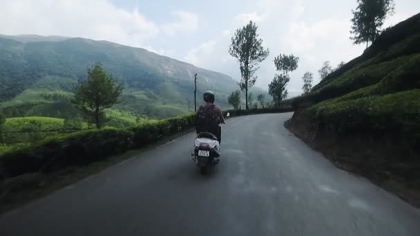 View Scooter Country Road Surrounded Tea Plantations Munnar India — Stock video