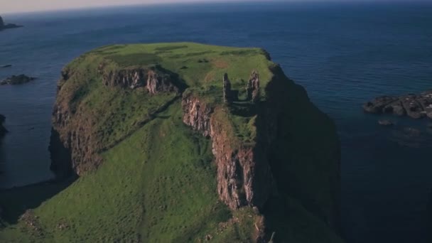 Ruins Dunseverick Castle Antrim Coast Northern Ireland Aerial Drone View — Stockvideo