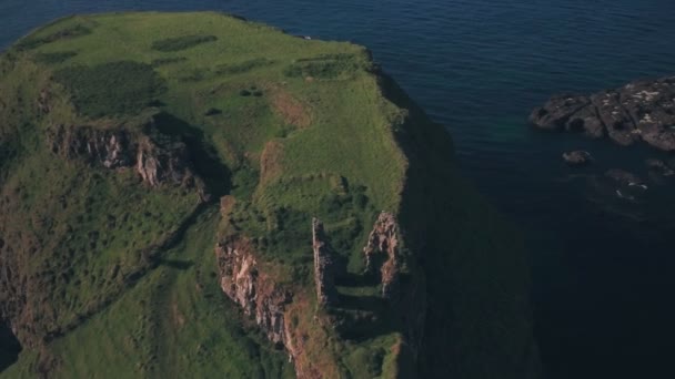 Dunseverick Castle Ruins Antrim Coast Northern Ireland Aerial Drone View — Vídeo de Stock