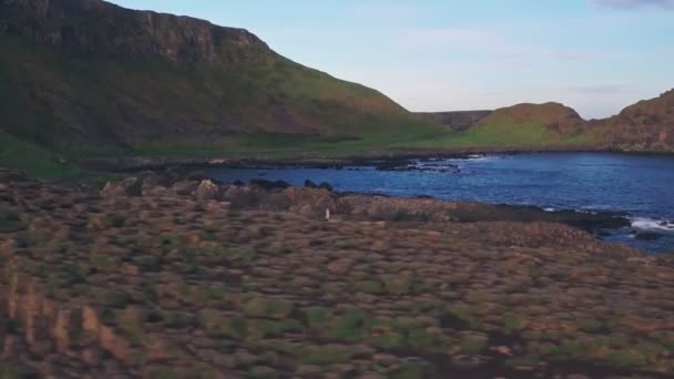 Giants Causeway Antrim Coast Northern Ireland Aerial Drone View — Vídeos de Stock