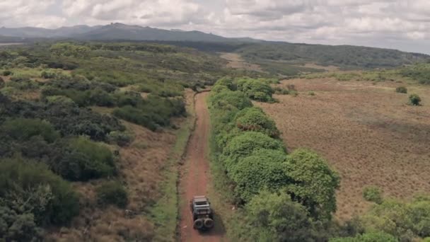 Driving Aberdare National Park Kenya Africa Aerial Drone View — 图库视频影像