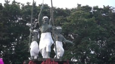 Puputan Badung Anıtı. Puputan Badung Sahası 'ndaki maskot heykeli ya da Puputan bahçesi, Denpasar, Bali, Endonezya.