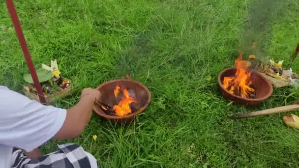 Ngaben Nebo Kremace Obřad Bali Indonésie Provádí Aby Osvobodila Duše — Stock video