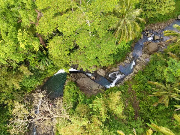 Prachtig Uitzicht Vanuit Lucht Bergen Rivieren Tropische Bossen Van Indonesië — Stockfoto