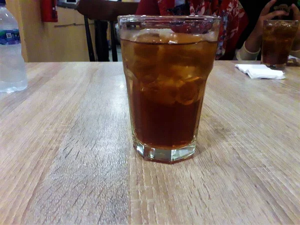 Indonesian Food Glass Sweet Iced Tea — стокове фото