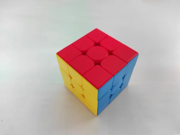 Rubric Brain Intelligence Toy Form Cube Matching Colors — Zdjęcie stockowe