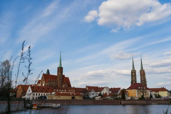 Uitzicht Kathedraal Van John Baptist Met Lucht Achtergrond Wroclaw — Stockfoto