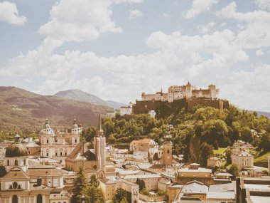 Avusturya 'nın eski Salzburg kentinin panoraması
