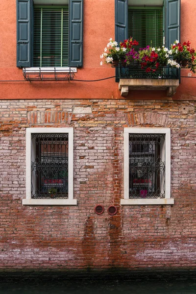 Charmante Und Malerische Fassade Eines Alten Gebäudes Venedig Italien — Stockfoto