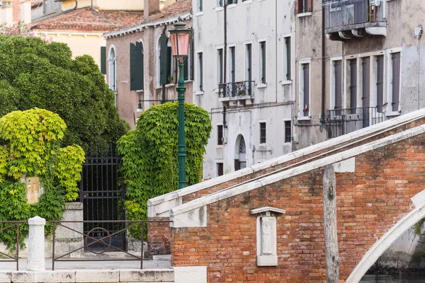 Architectural Detail Old Bridge Venice Italy Canal Typical Architecture Background — Stockfoto