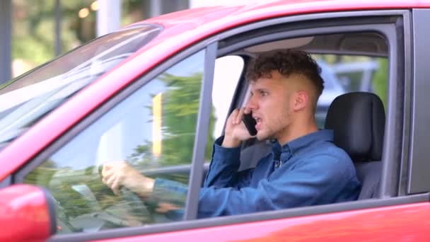Close Caucasian Young Man Sitting Car Drivers Seat Talking Smartphone — 图库视频影像