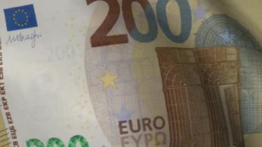 Yeni İki Yüz Euro Döngülü Animasyon.