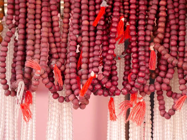 Cordas Jóias Contas Vendendo Mercado Loja Rua Corda Jóias Artificiais — Fotografia de Stock