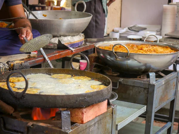 Pushkar Rajasthan India 2019 November Street Food Vendor Making Sweet — Stock Fotó