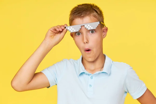 Portrait Schoolboy Pixel Glasses Yellow Background Cool Dude Boy Guy — Stockfoto