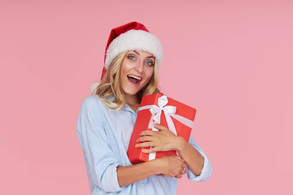 Portrait Cheerful Joyful Girl Casual Clothes Santa Hat Red Gift — Foto de Stock