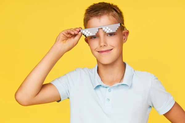 Portrait Schoolboy Pixel Glasses Yellow Background Cool Dude Boy Guy — Φωτογραφία Αρχείου