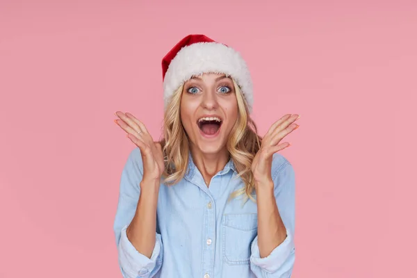 Portrait Cheerful Joyful Girl Casual Clothes Santa Hat Red Gift — Stockfoto