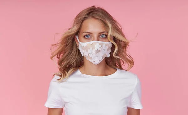 Young Attractive Woman White Casual Shirt Wears Protective Face Mask — Foto de Stock