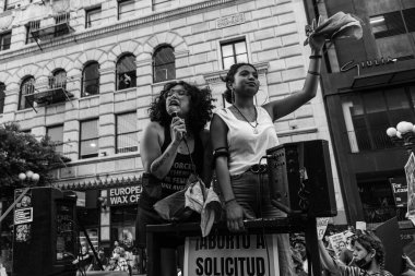 Roe, Wade 'e karşı. Los Angeles şehir merkezinde protesto. Yüksek kalite fotoğraf