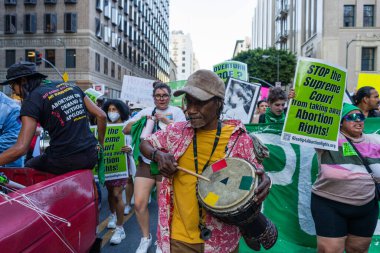 Roe, Wade 'e karşı. Los Angeles şehir merkezinde protesto. Yüksek kalite fotoğraf