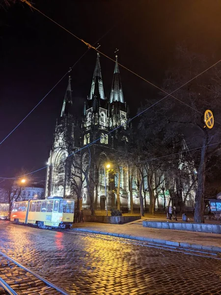 利沃夫市的夜景 — 图库照片
