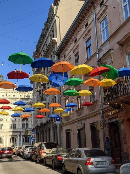 Lviv şehrinin sokak manzarası