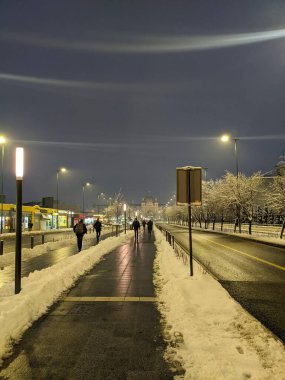 Ukrayna 'daki Lviv şehrinin gece manzarası