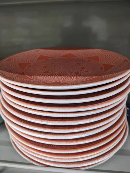 Multicolored Plates Trays Shelf — Stok fotoğraf